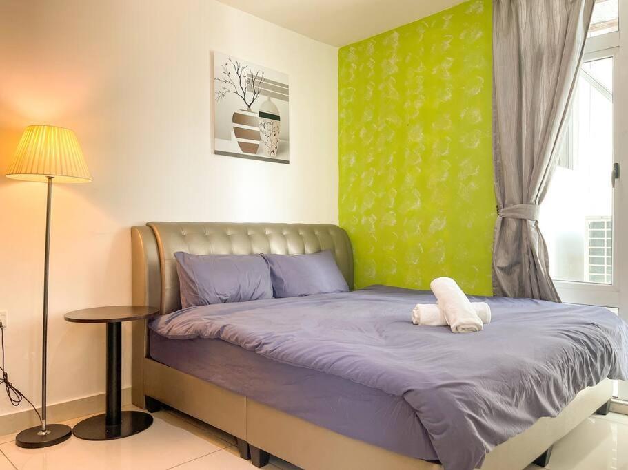 Ksl Mall 8-12 Pax, 65 Inc Tv Nflix ,hbo , Bathtub High Floor