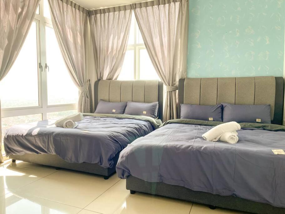 Apartment Ksl Mall 8-12 Pax, 65 Inc Tv Nflix ,hbo , Bathtub High Floor Johor Bahru