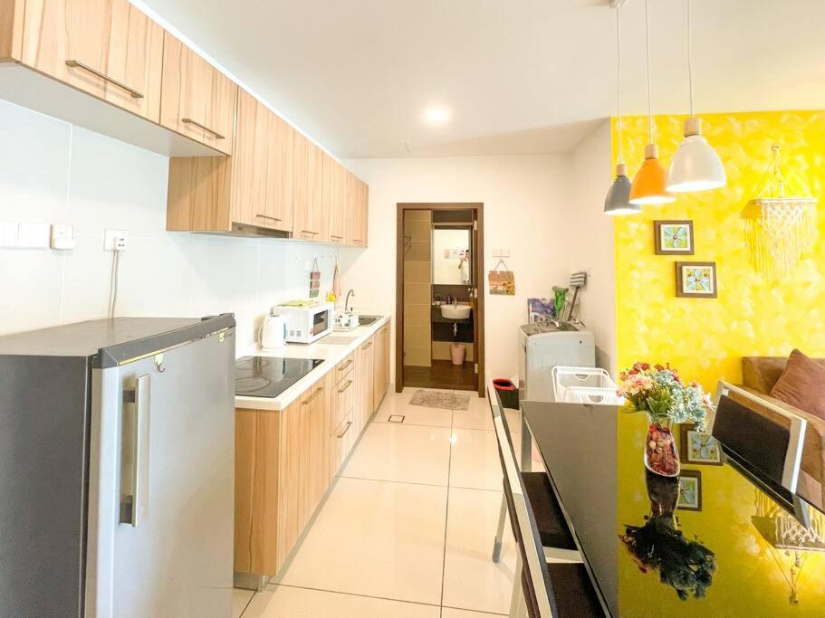 Ksl Mall 8-12 Pax, 65 Inc Tv Nflix ,hbo , Bathtub High Floor Apartment *