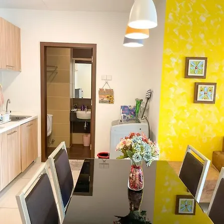 Ksl Mall 8-12 Pax, 65 Inc Tv Nflix ,Hbo , Bathtub High Floor Johor Bahru Exterior photo
