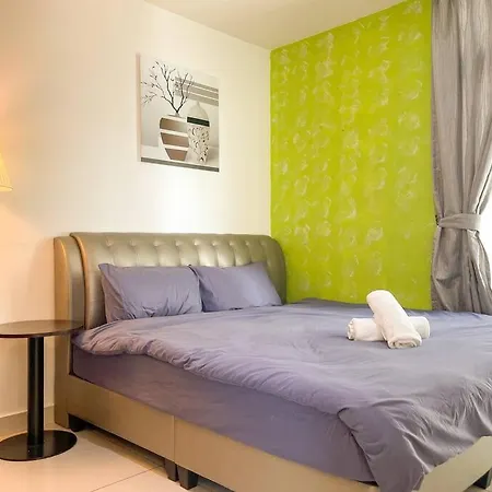 Ksl Mall 8-12 Pax, 65 Inc Tv Nflix ,Hbo , Bathtub High Floor Johor Bahru Exterior photo