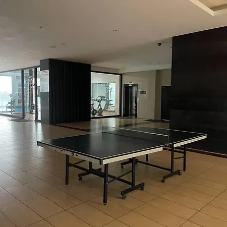 Ksl Mall 8-12 Pax, 65 Inc Tv Nflix ,Hbo , Bathtub High Floor Johor Bahru Exterior photo
