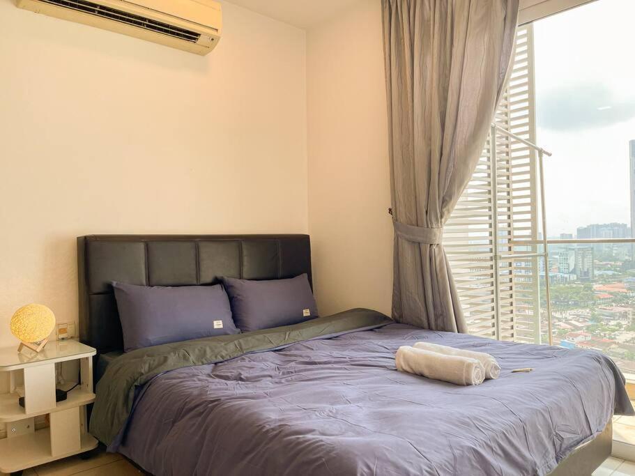 Ksl Mall 8-12 Pax, 65 Inc Tv Nflix ,hbo , Bathtub High Floor Apartment *