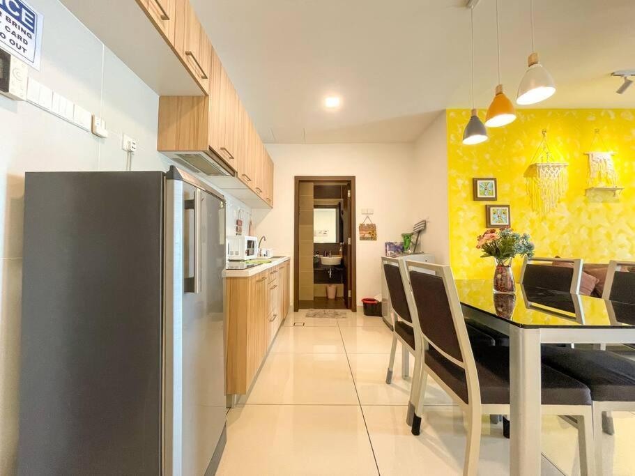 Ksl Mall 8-12 Pax, 65 Inc Tv Nflix ,hbo , Bathtub High Floor *